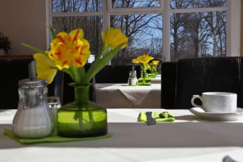 Hotel Am Interpark Großmehring Kültér fotó